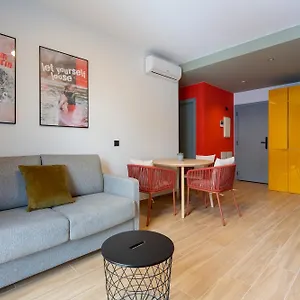 sholeo-lodges-las-palmas-flats.in-canary-islands.com/